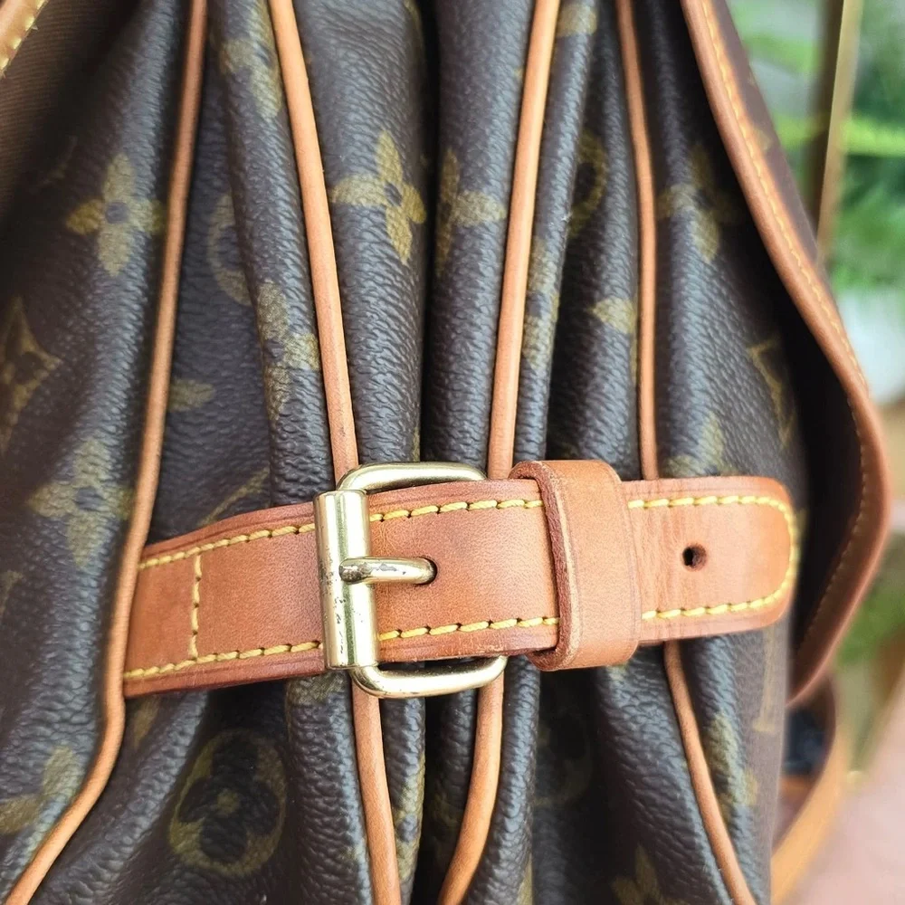 Louis Vuitton Monogram Canvas Crossbody Bag - Brown/Tan